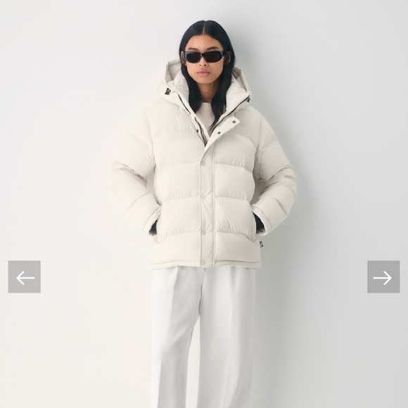 Aritzia- The Super Puff - Original - Matte Pearl - XS - Picture 1 of 8